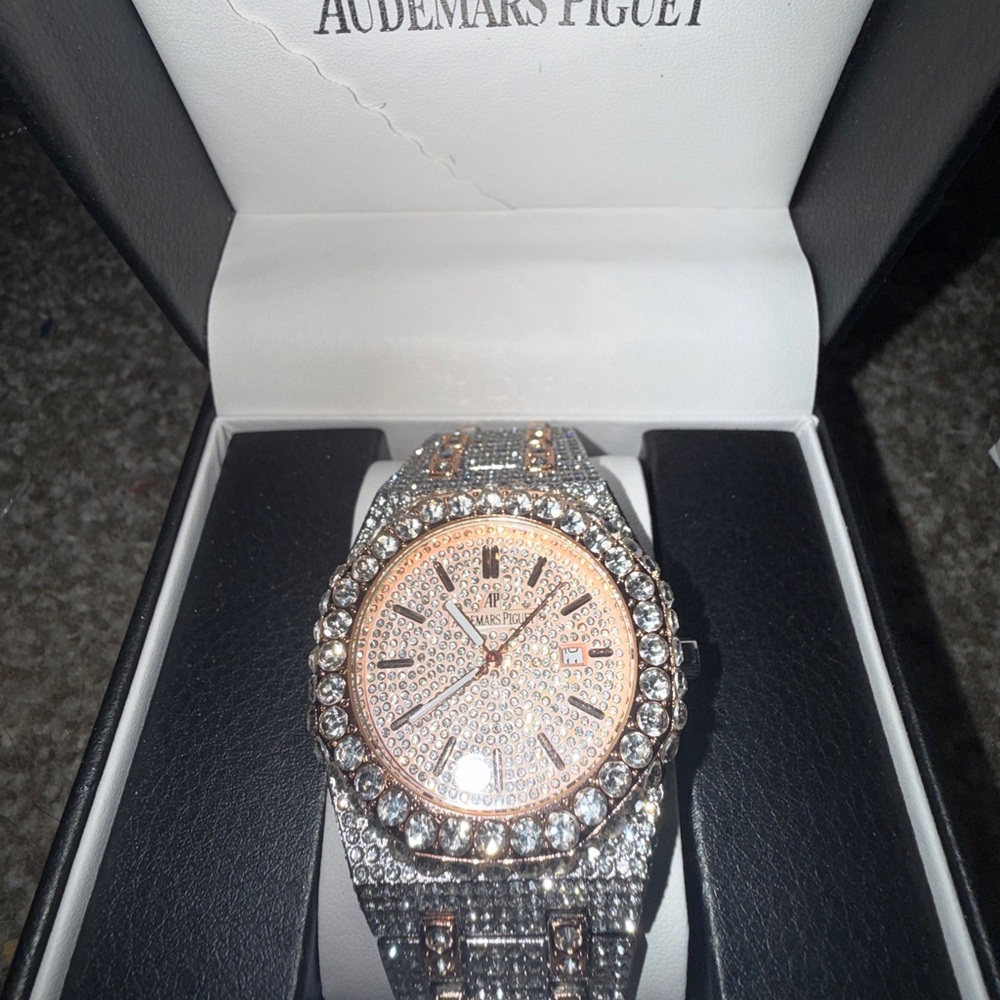 Audemars Piguet Rose Gold and Silver Watch - Picture 3 of 3